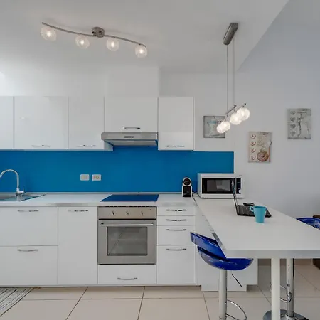 Paradise Apartment